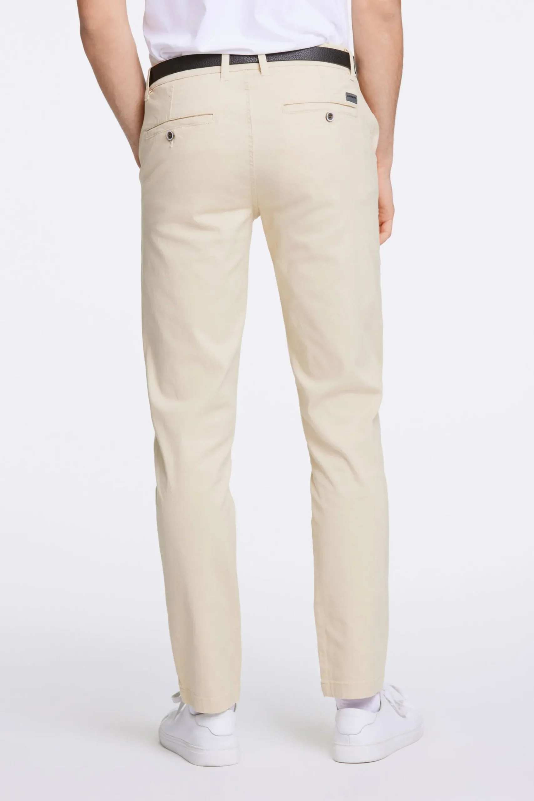 Chinos