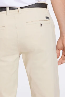 Chinos