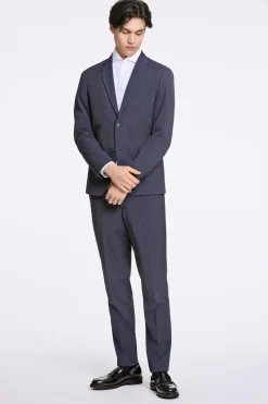 Suit