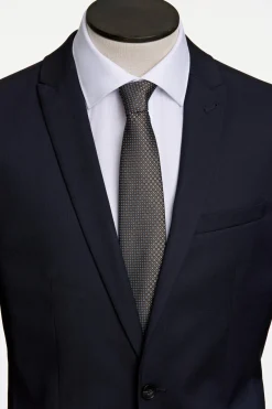 Tie